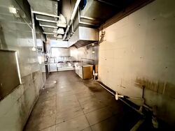 Tyrwhitt Road (D8), Retail #566780801